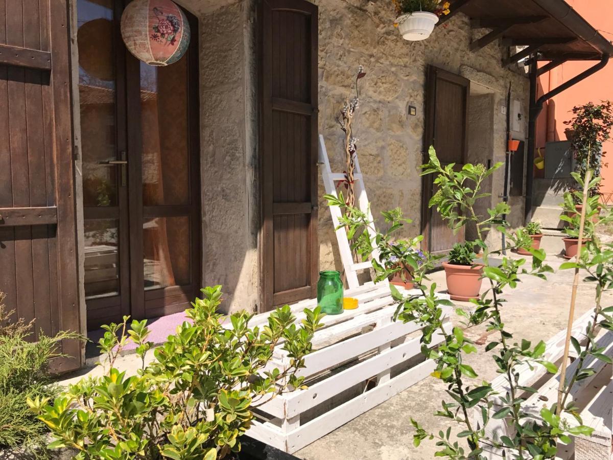 Borgo Relax Bed & Breakfast Pavullo nel Frignano Bagian luar foto